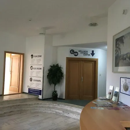 아파트 Apartman 108 *