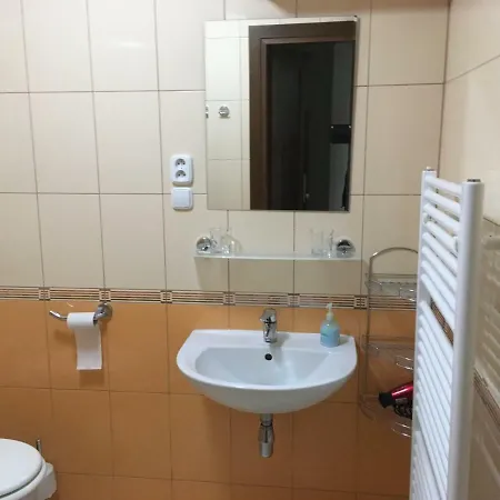 Apartman 108